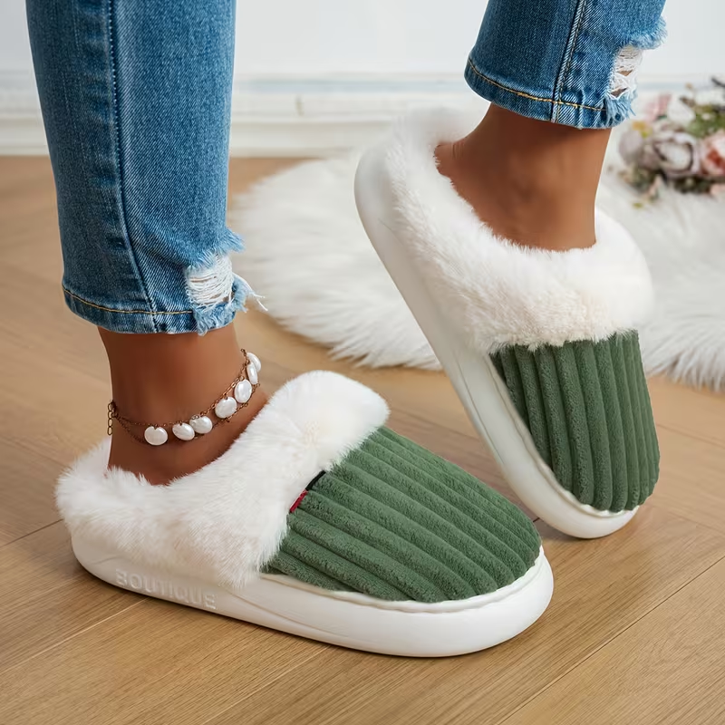 Women’s Plush Fleece-Lined Winter Slippers