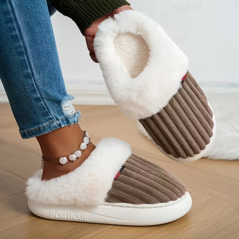 Women’s Plush Fleece-Lined Winter Slippers