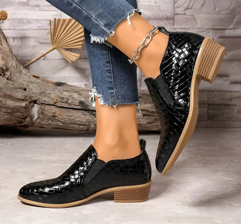 Women’s Chic Slip-On Shoes