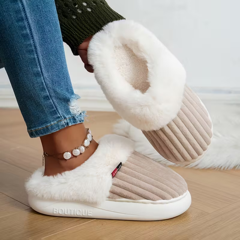 Women’s Plush Fleece-Lined Winter Slippers