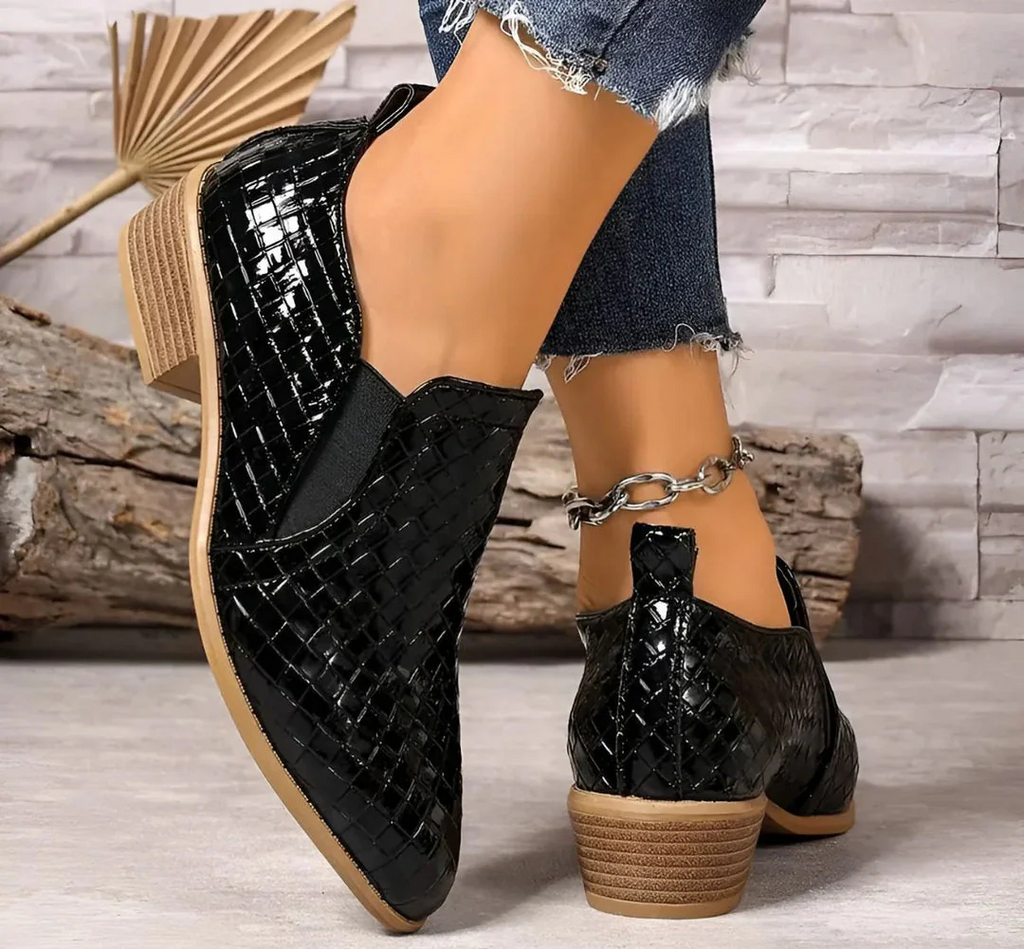 Women’s Chic Slip-On Shoes