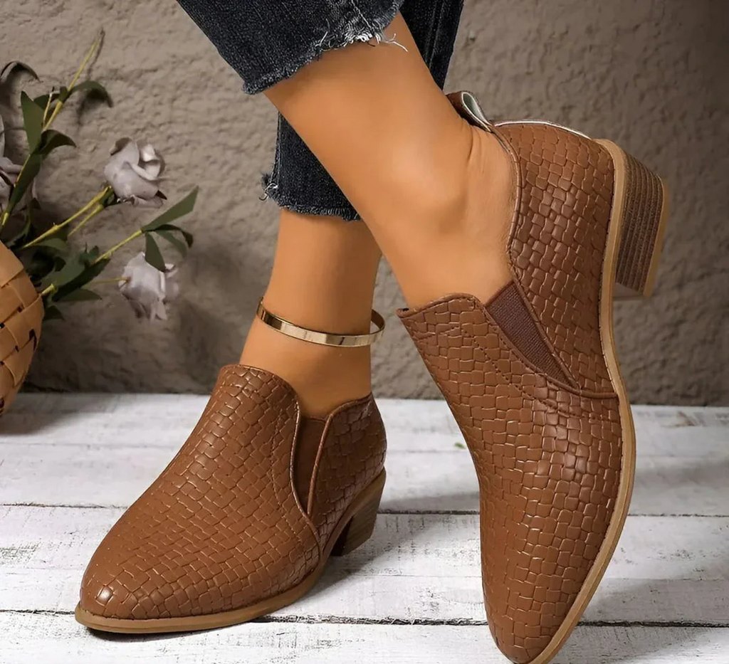Women’s Chic Slip-On Shoes