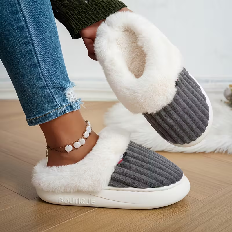 Women’s Plush Fleece-Lined Winter Slippers