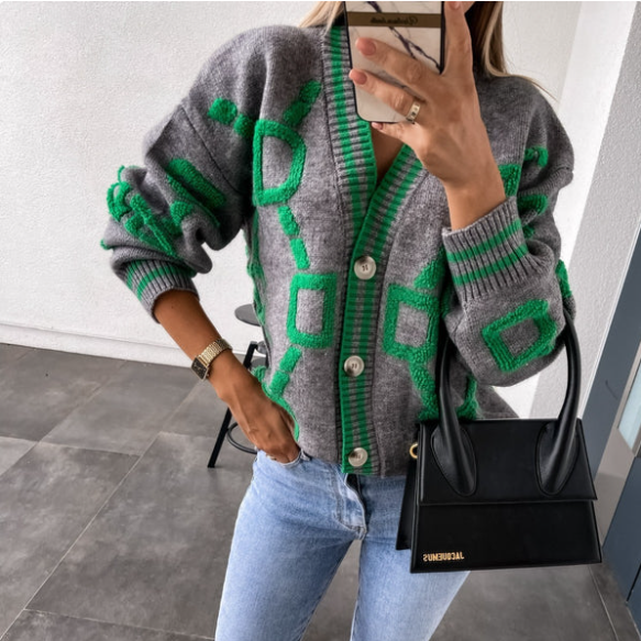 Women's Buttoned V-neck knitted cardigan