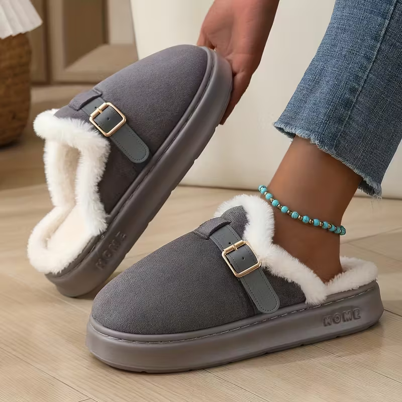 Women’s Cozy Fleece Slippers with Plush