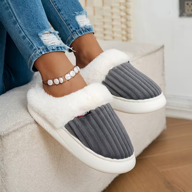 Women’s Plush Fleece-Lined Winter Slippers