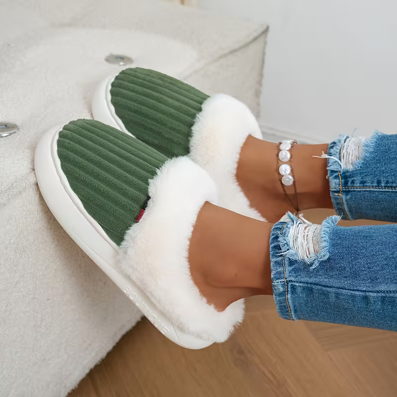 Women’s Plush Fleece-Lined Winter Slippers