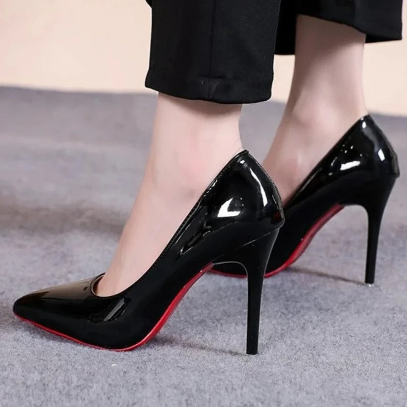 Women’s Gloss Pointed-Toe Slim Heel Court Pumps