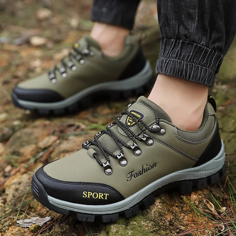 Men’s Outdoor Hiking & Mountaineering Shoes