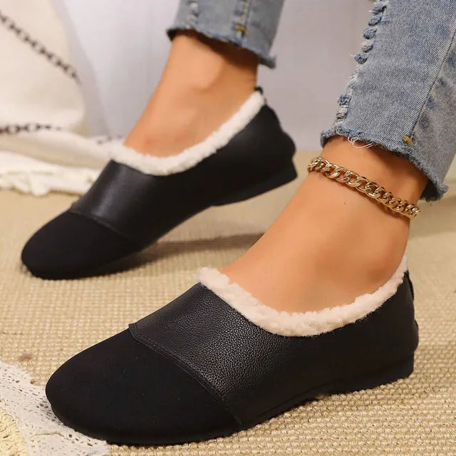 Women's warm and luxurious winter leather shoes