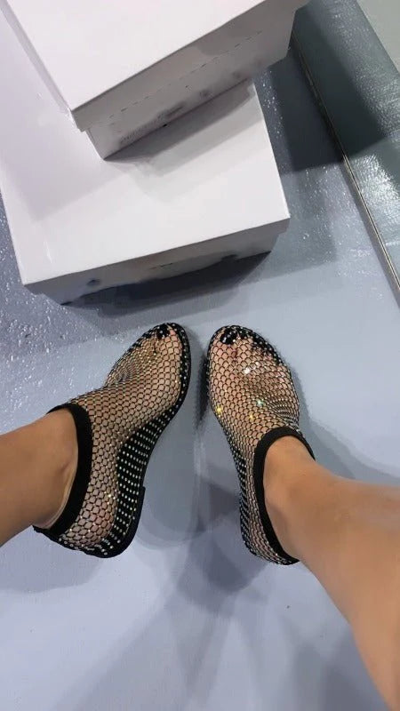 Shiny & elegant sandal