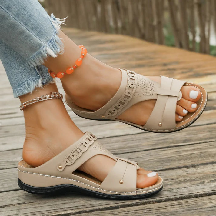 Women's Summer Platform Sandals with Stylish Cutout